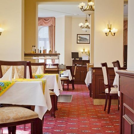 Spa Hotel Cajkovskij Κάρλοβι Βάρι Εξωτερικό φωτογραφία