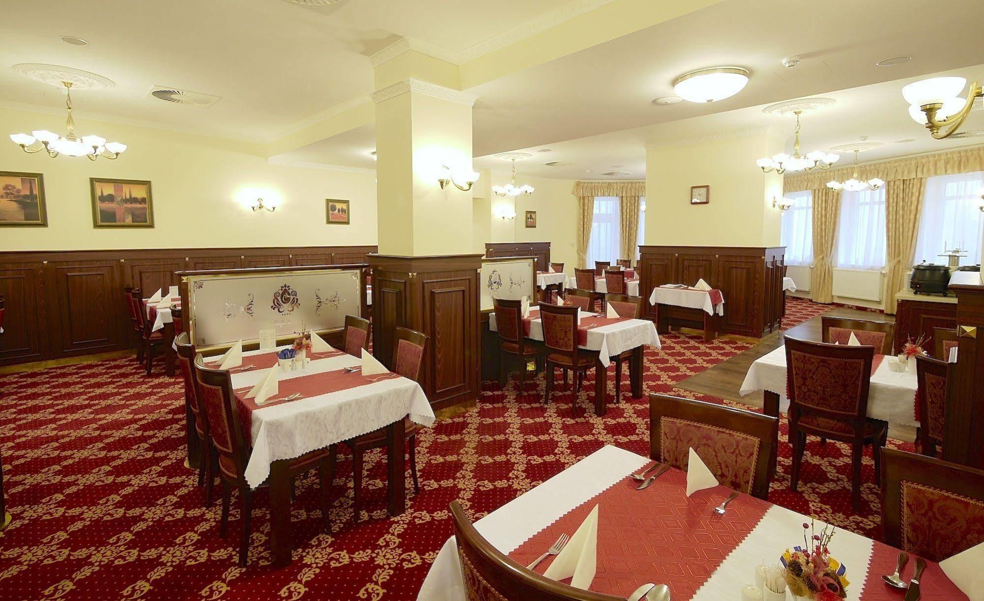 Spa Hotel Cajkovskij Κάρλοβι Βάρι Εξωτερικό φωτογραφία